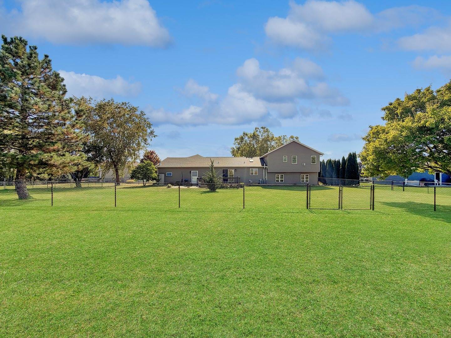 433 Bostian Court, Orangeville, IL 61060