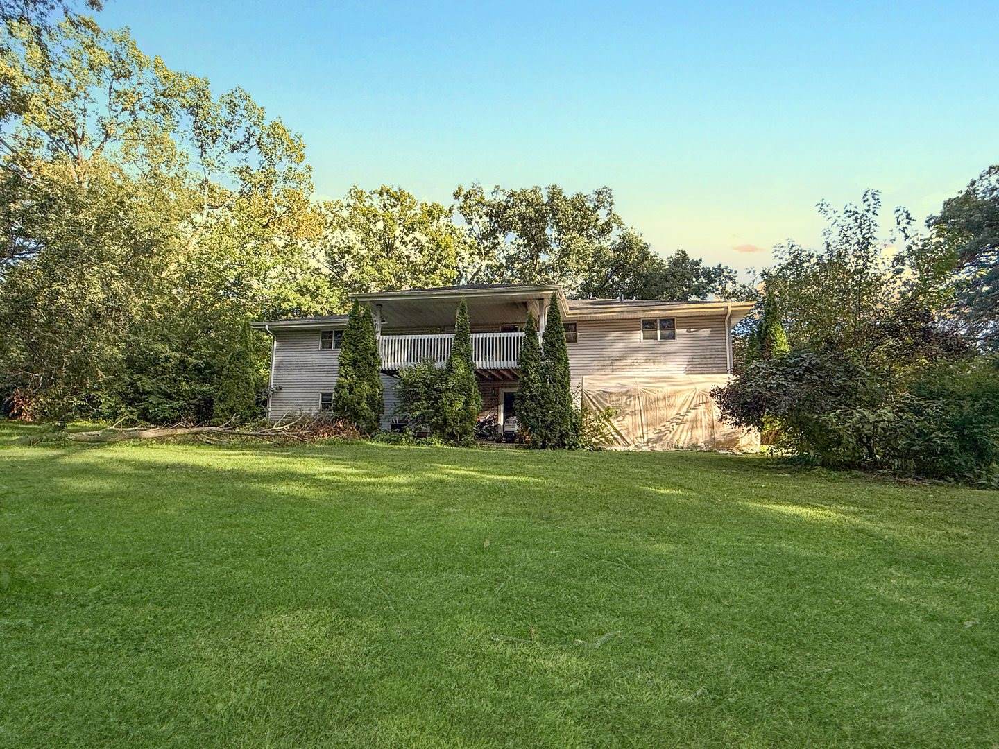 585 Knollwood Road, Davis, IL 61019