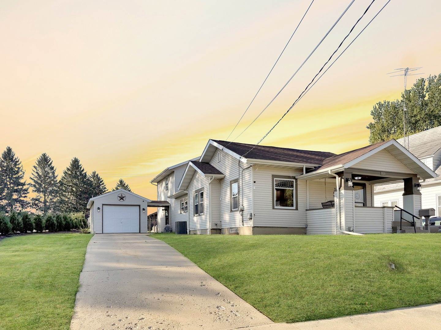 509 West Roosevelt Street, Freeport, IL 61032