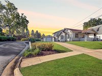 509 West Roosevelt Street, Freeport, IL 61032