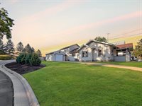 509 West Roosevelt Street, Freeport, IL 61032