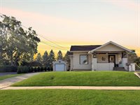 509 West Roosevelt Street, Freeport, IL 61032