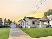 509 West Roosevelt Street, Freeport, IL 61032