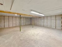 1460 Bolkinwood Drive, Freeport, IL 61032