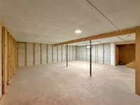 1460 Bolkinwood Drive, Freeport, IL 61032