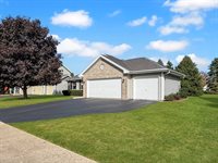 7438 Ashton Villa, Rockford, IL 61107