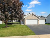 7438 Ashton Villa, Rockford, IL 61107