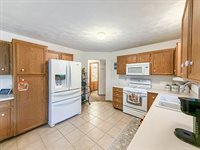 7438 Ashton Villa, Rockford, IL 61107