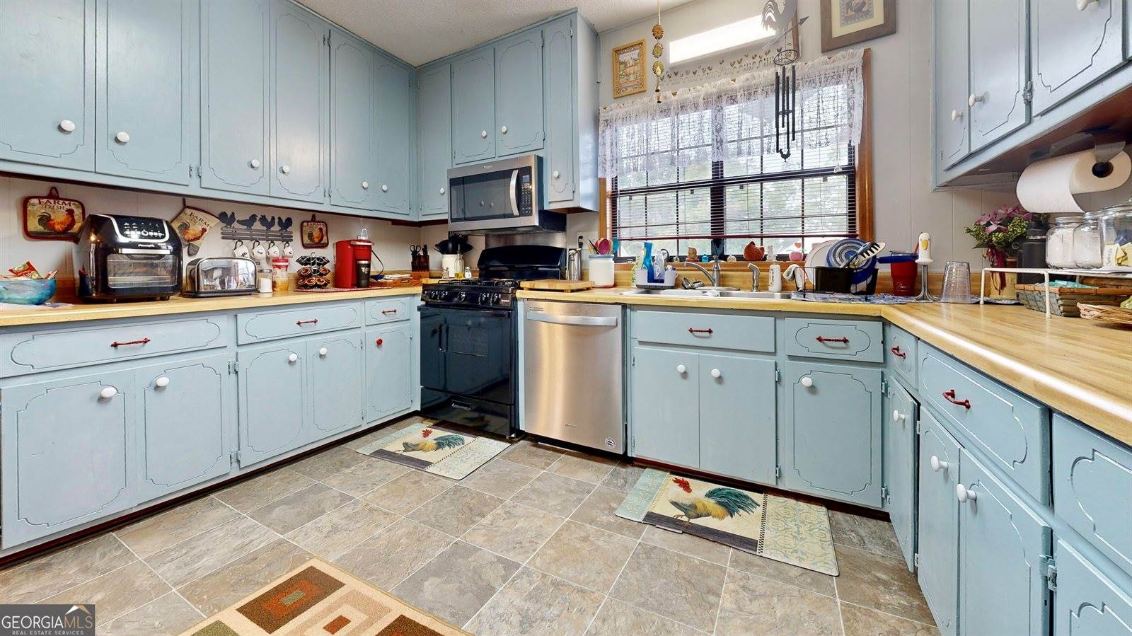 3825 Jamestown Road, Waycross, GA 31503