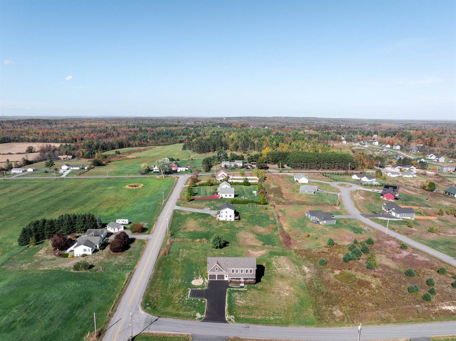 106 Amberside Drive, Hermon, ME 04401