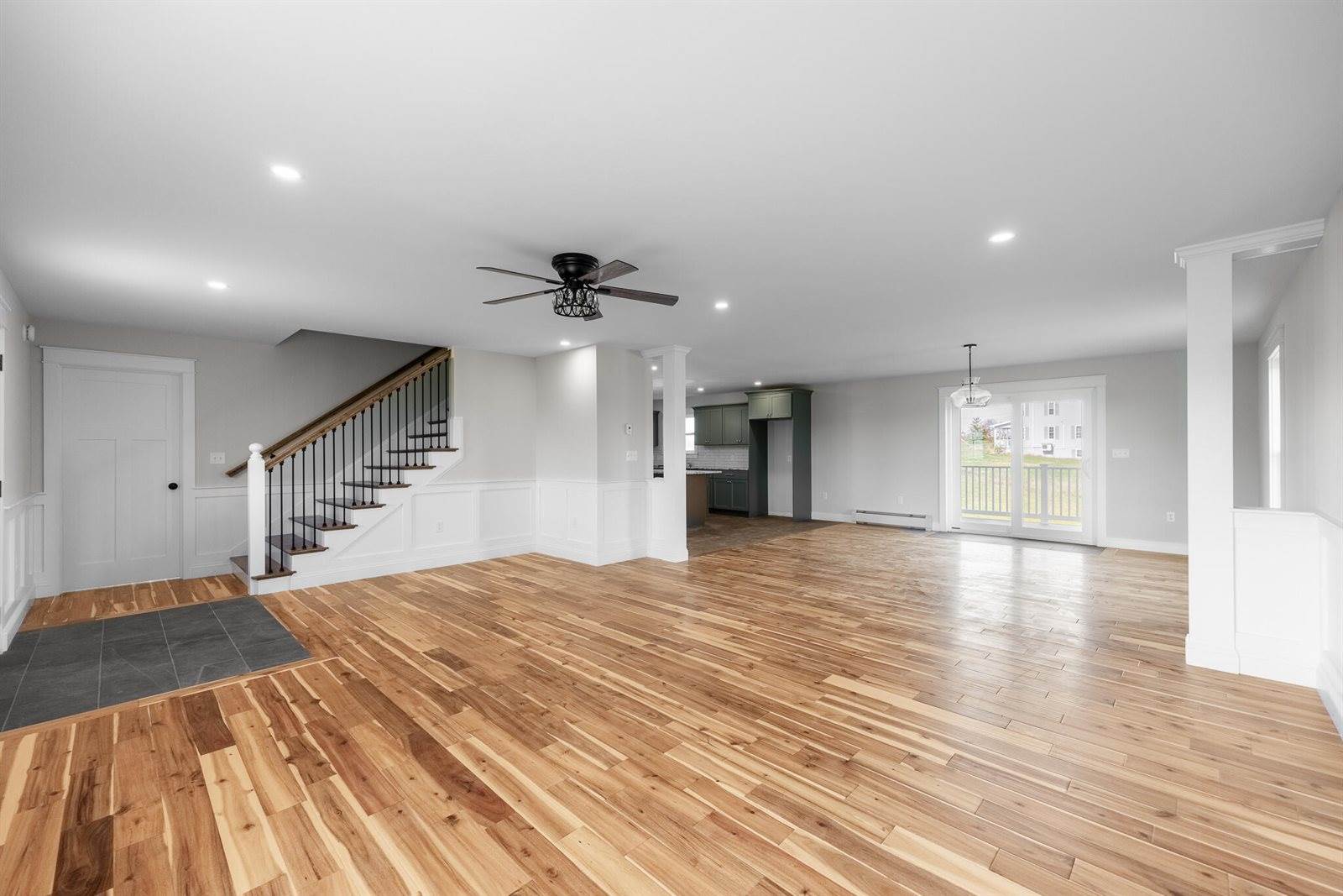 106 Amberside Drive, Hermon, ME 04401