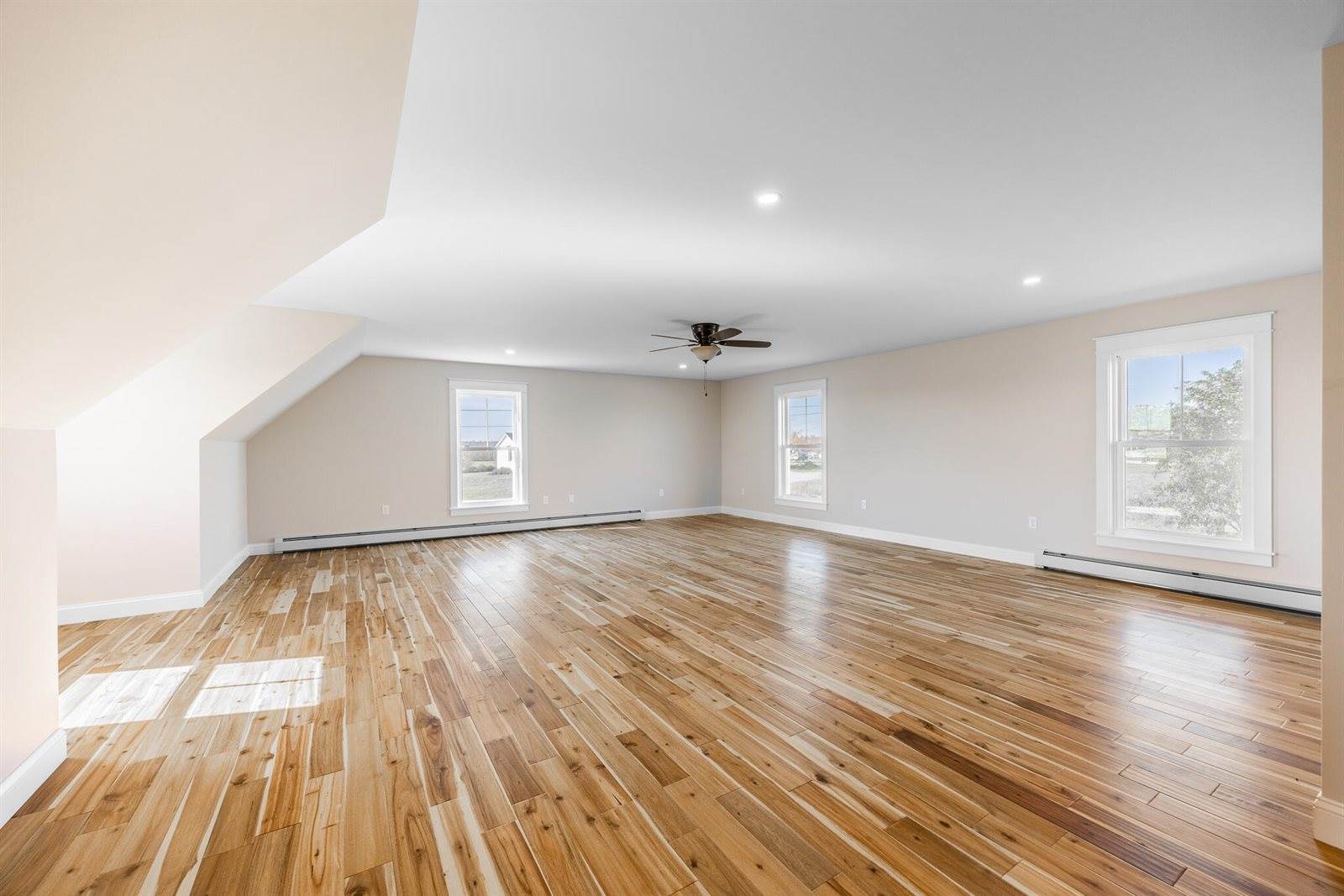 106 Amberside Drive, Hermon, ME 04401