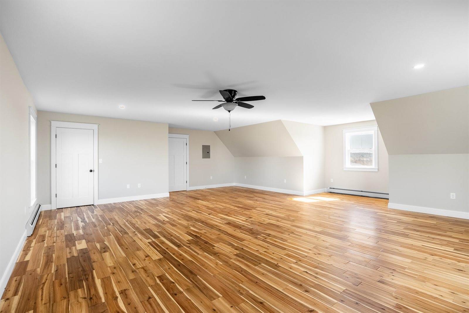 106 Amberside Drive, Hermon, ME 04401