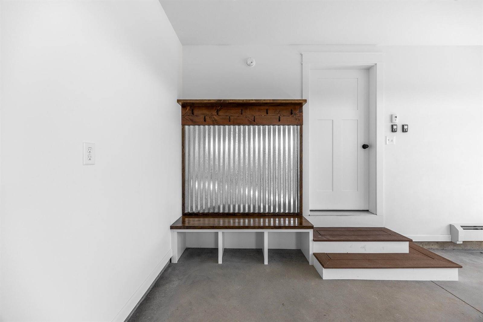 106 Amberside Drive, Hermon, ME 04401