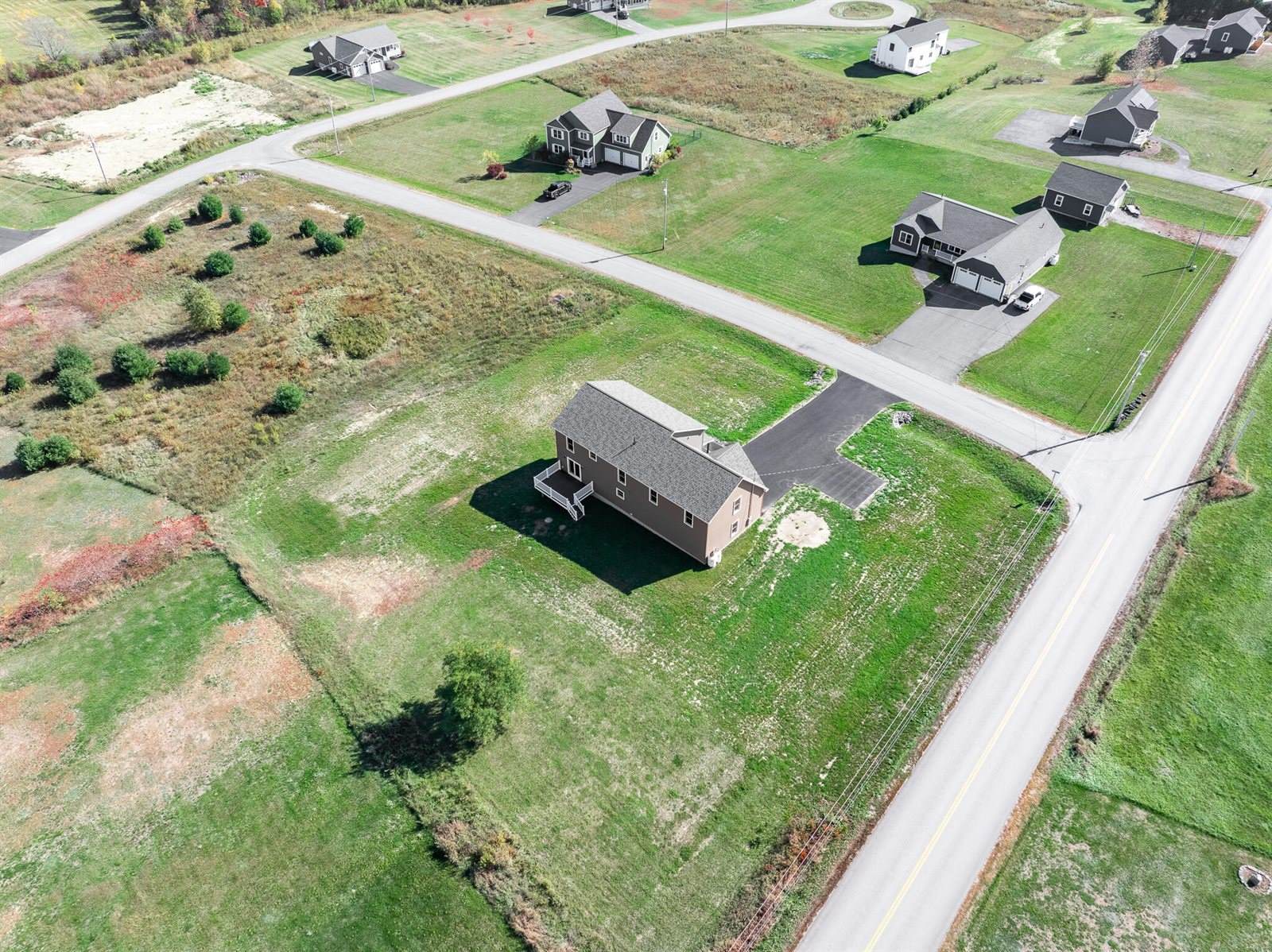 106 Amberside Drive, Hermon, ME 04401