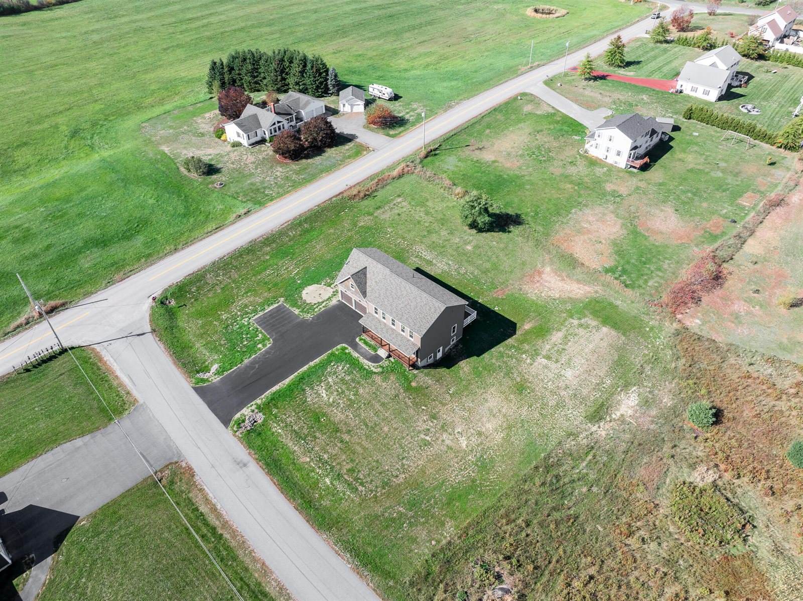 106 Amberside Drive, Hermon, ME 04401