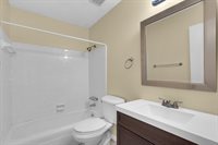 1516 Royal Palm Drive, Niceville, FL 32578