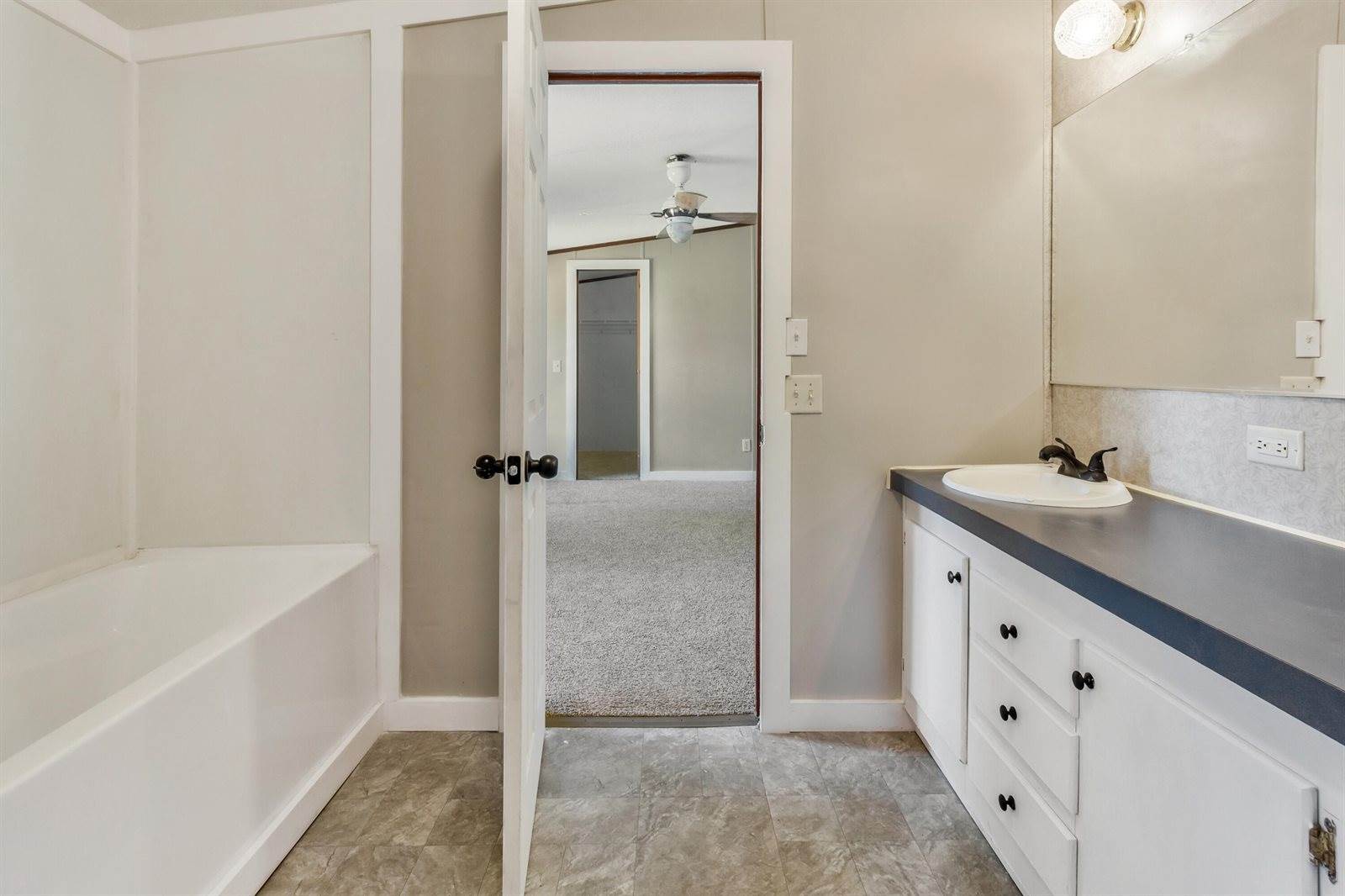 4005 Rock Hill Road, DeFuniak Springs, FL 32435