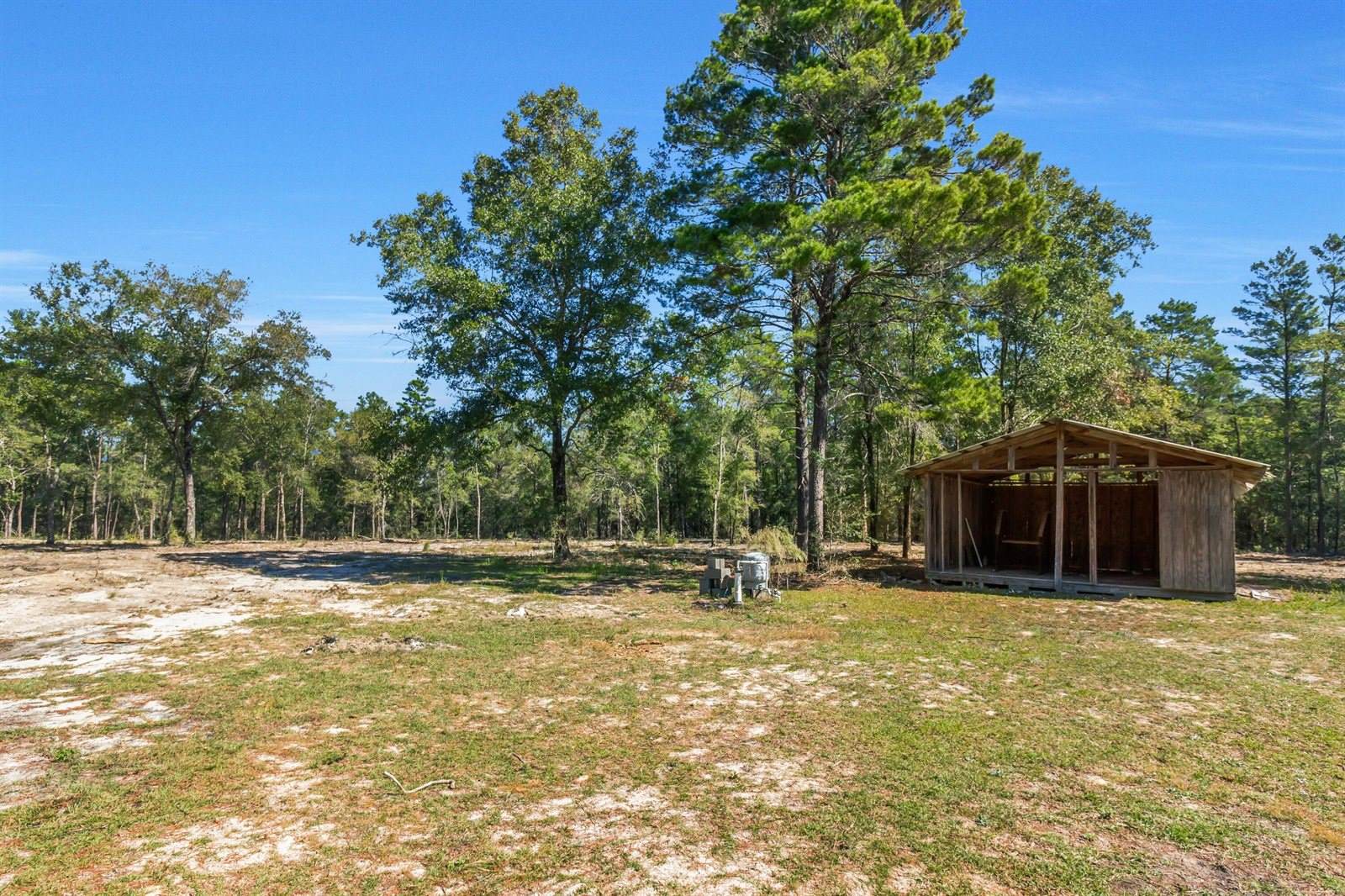 4005 Rock Hill Road, DeFuniak Springs, FL 32435