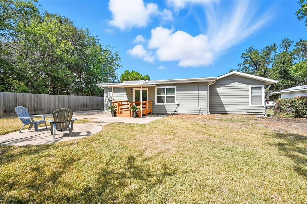 5308 Ira Street, Haltom City, TX 76117