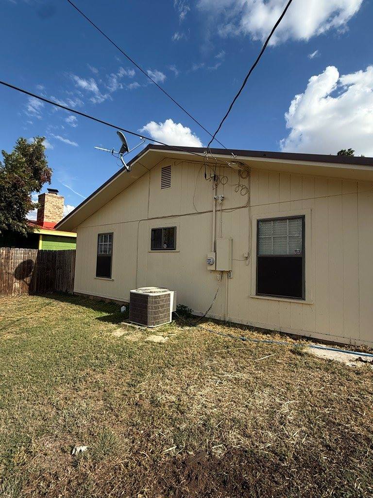 3118 Guadalupe St, San Angelo, TX 76901