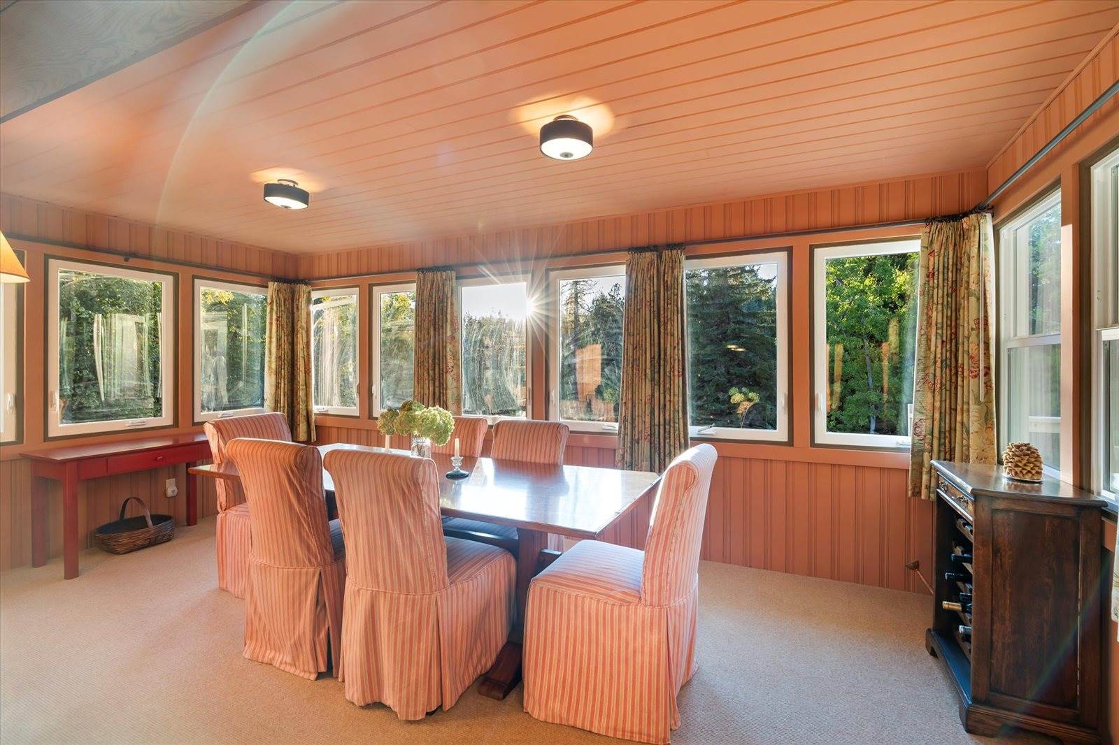 661 Latigo Lane, Bigfork, MT 59911