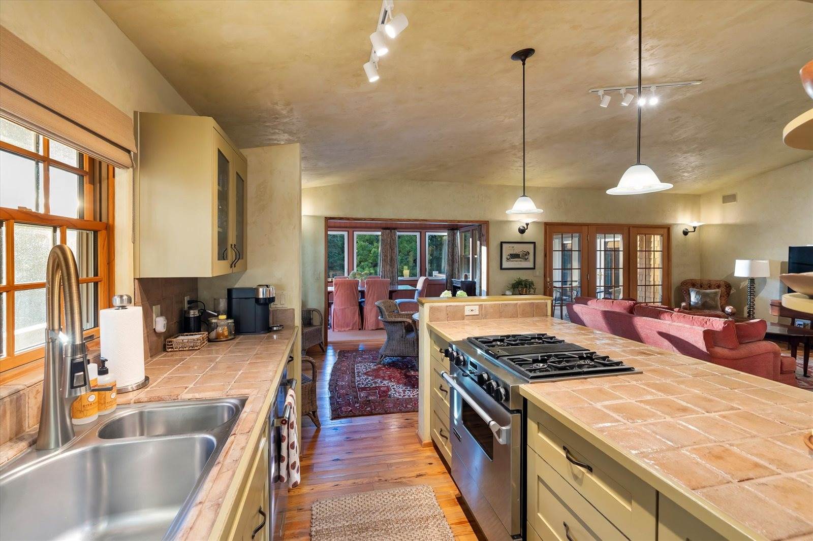 661 Latigo Lane, Bigfork, MT 59911