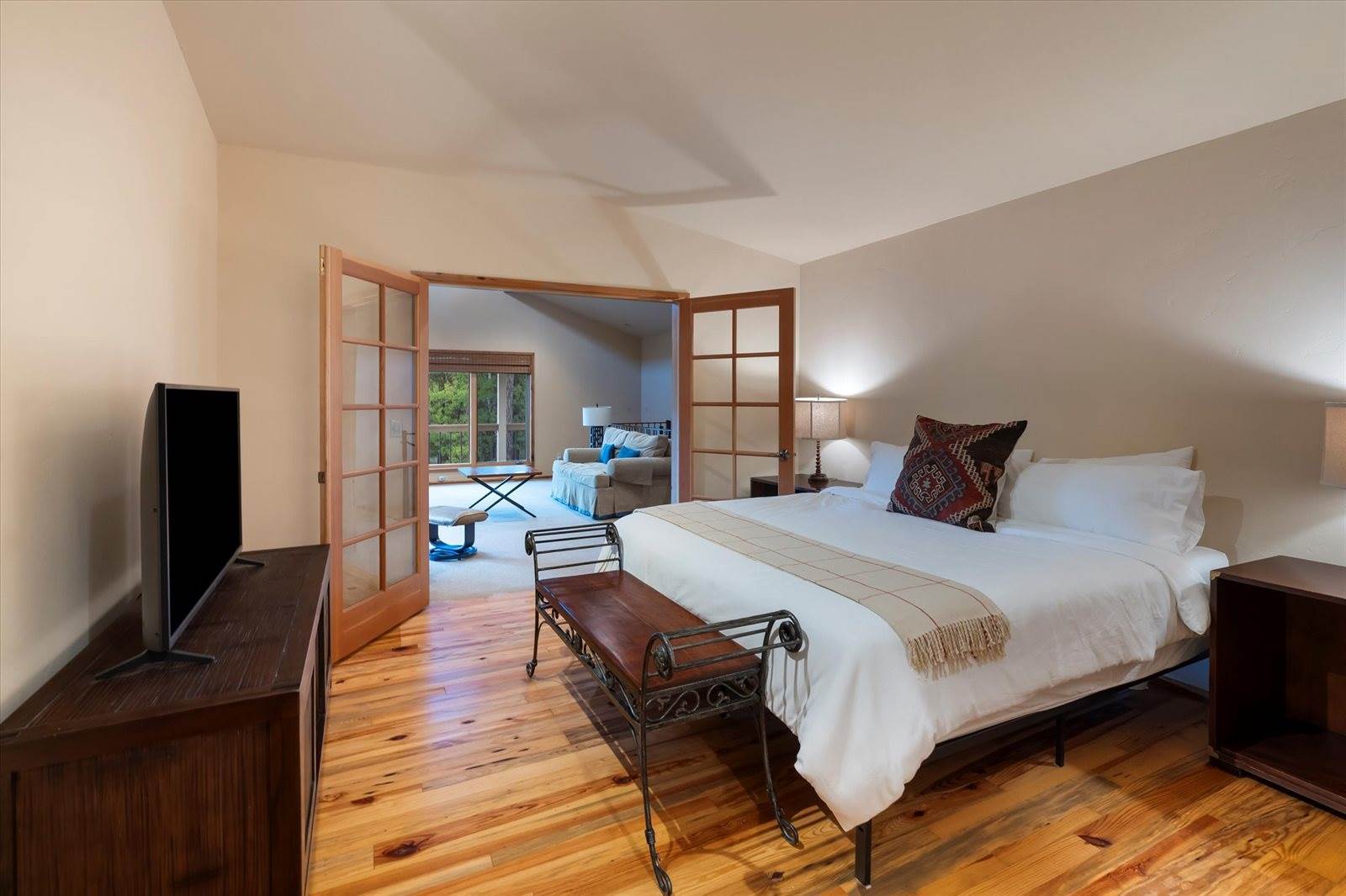 661 Latigo Lane, Bigfork, MT 59911