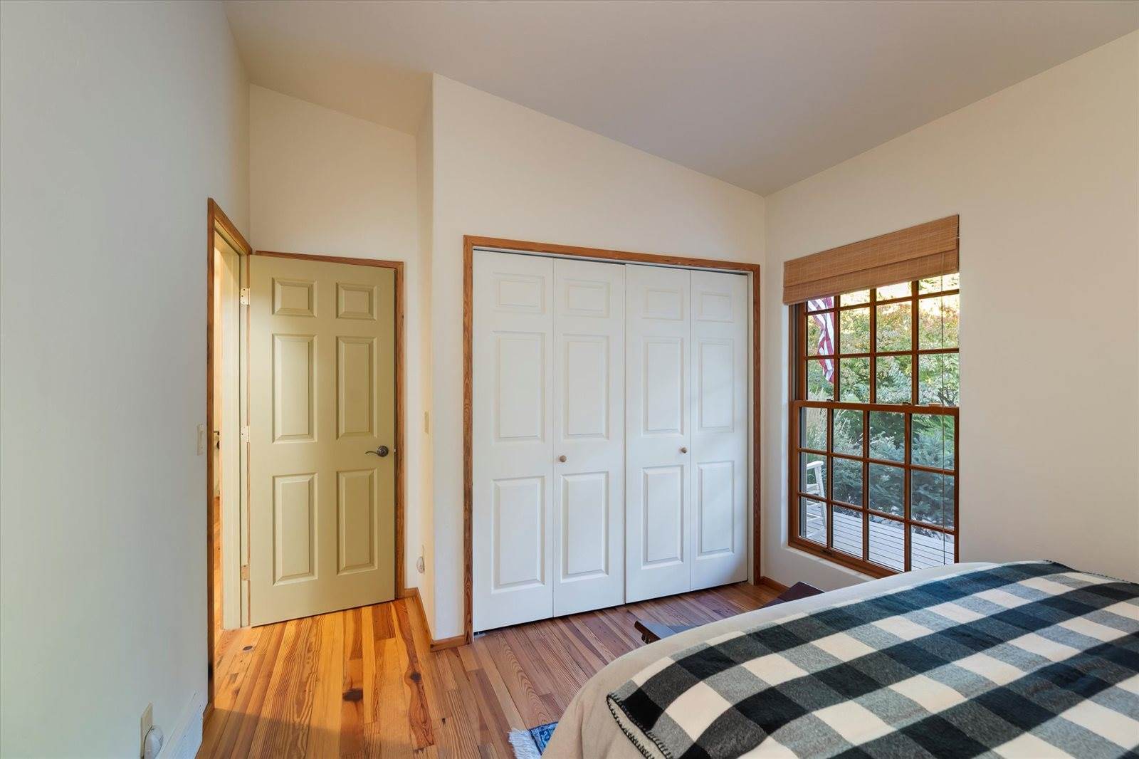 661 Latigo Lane, Bigfork, MT 59911