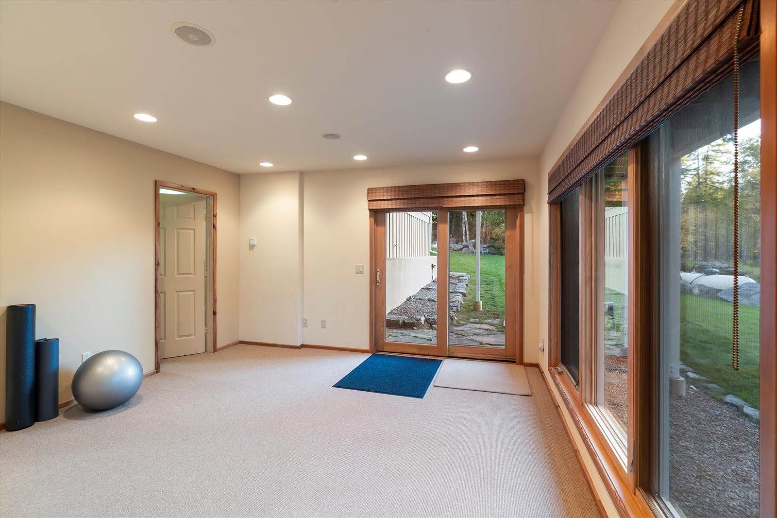 661 Latigo Lane, Bigfork, MT 59911