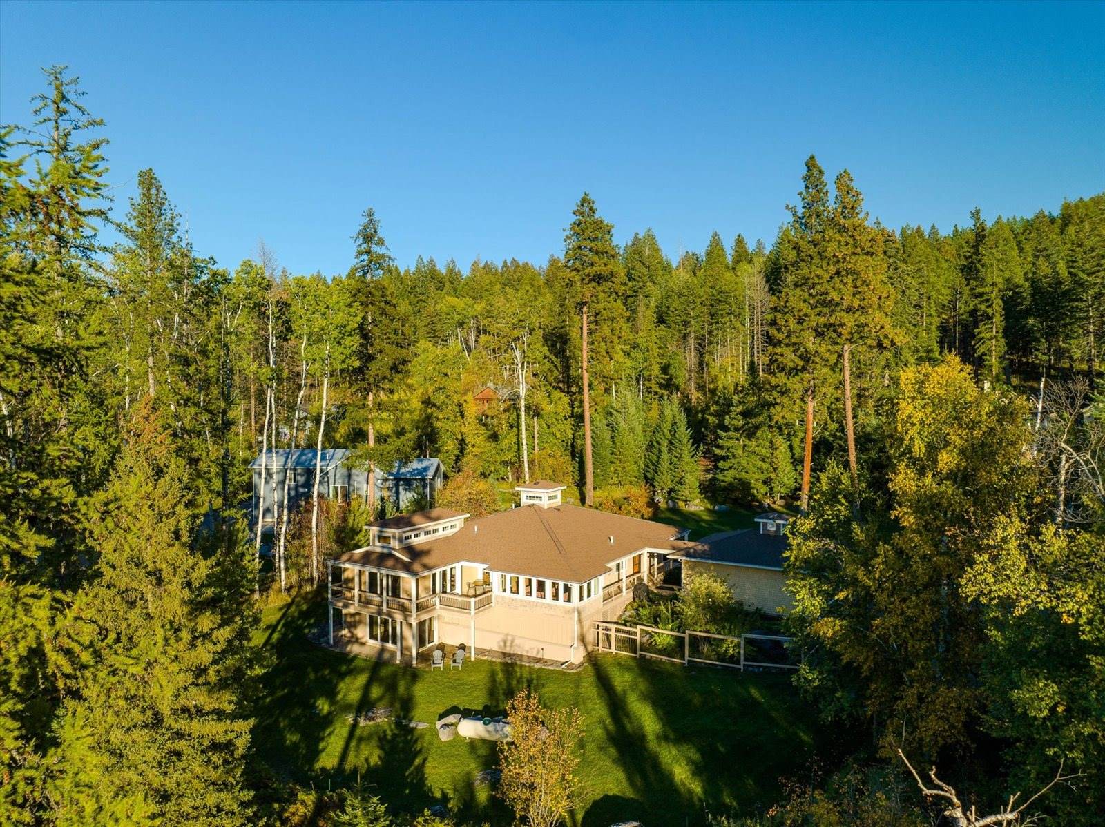 661 Latigo Lane, Bigfork, MT 59911