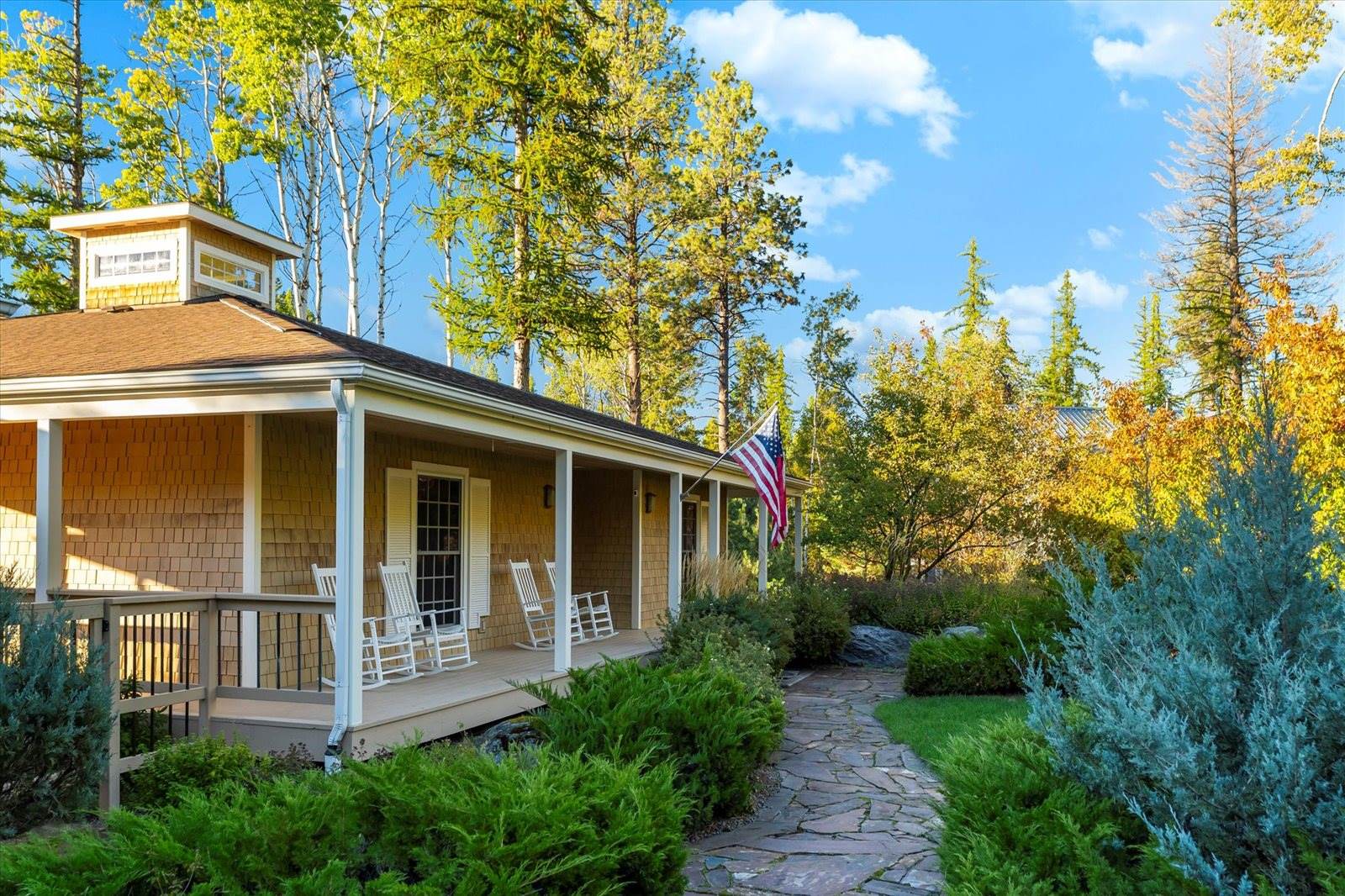 661 Latigo Lane, Bigfork, MT 59911