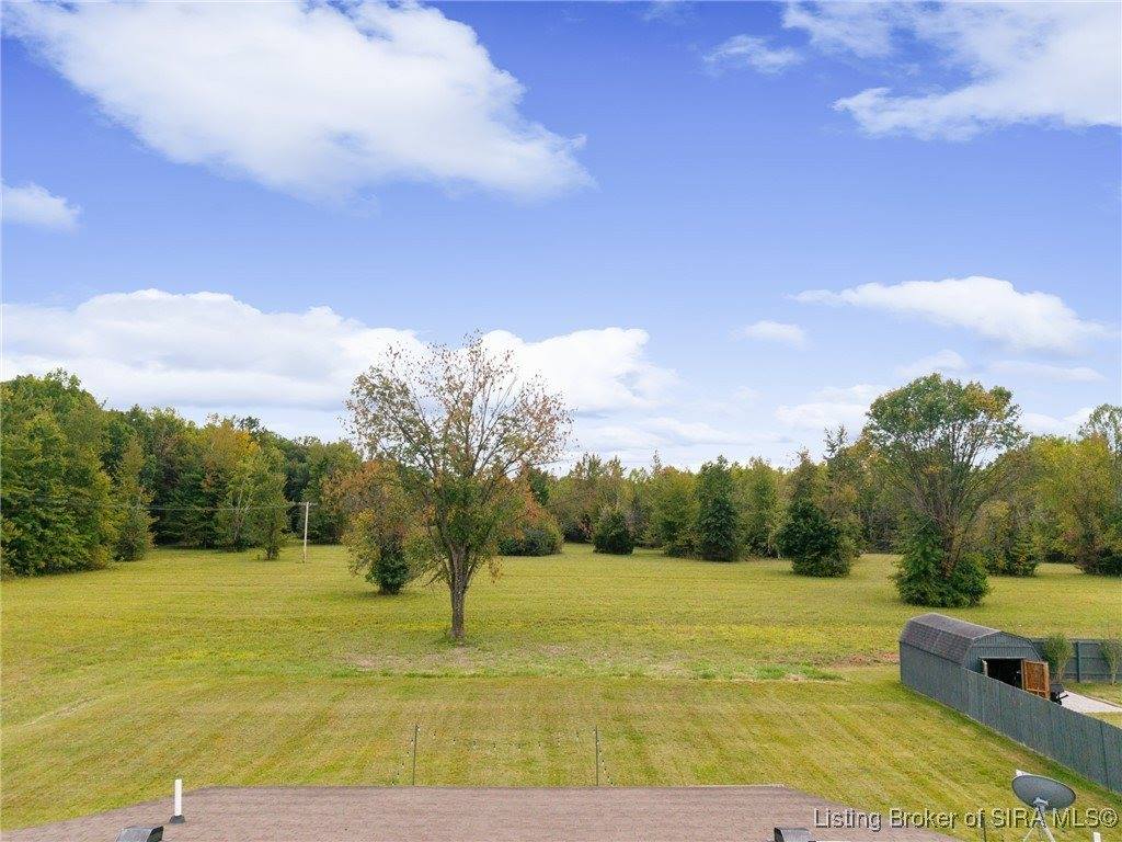 951 York Road, Scottsburg, IN 47170