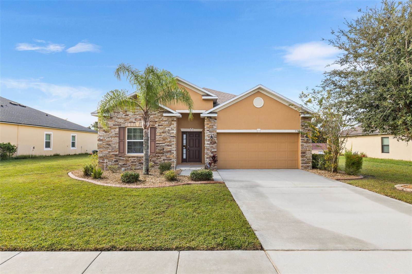 1860 Piedmont Court, Mascotte, FL 34753