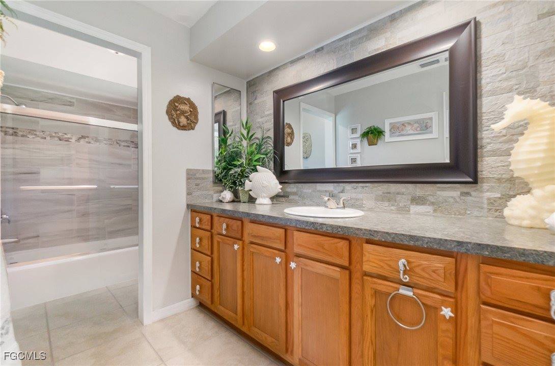 3606 SE 1st Avenue, Cape Coral, FL 33904