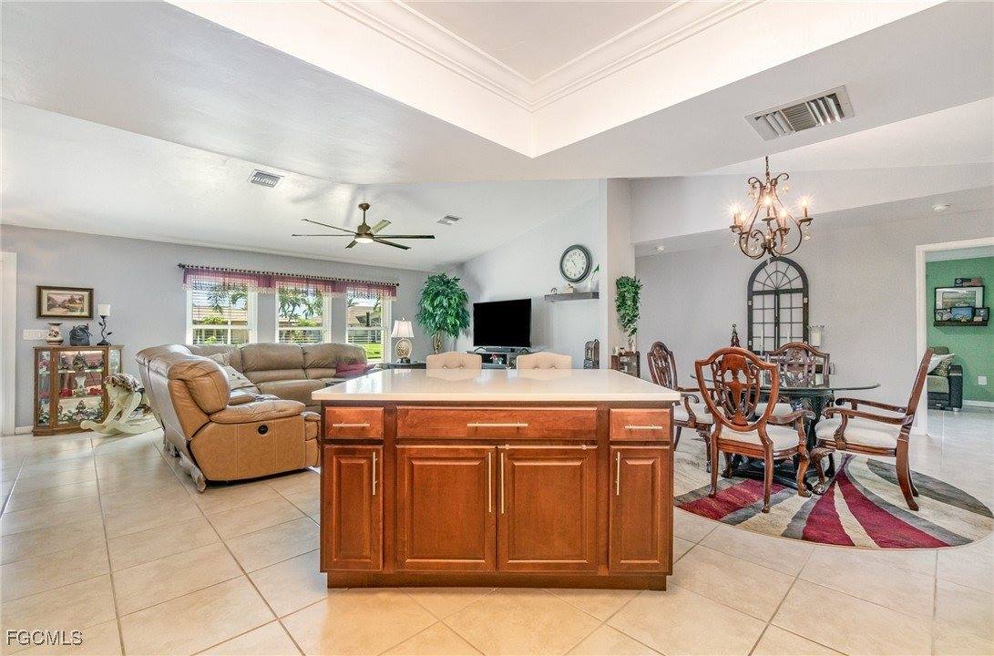 3606 SE 1st Avenue, Cape Coral, FL 33904