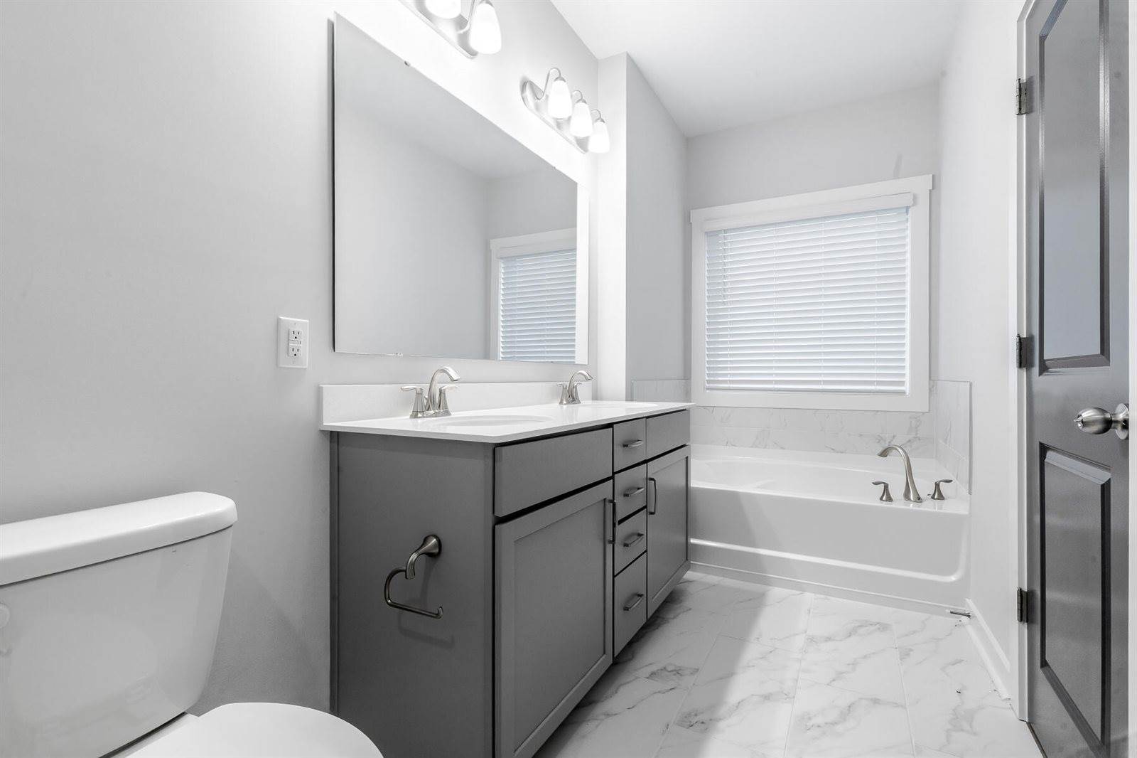 128 Surfbird Road, Summerville, SC 29485