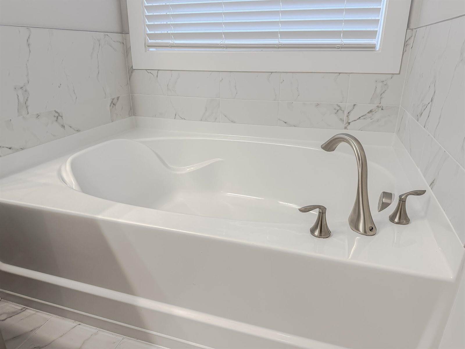 128 Surfbird Road, Summerville, SC 29485