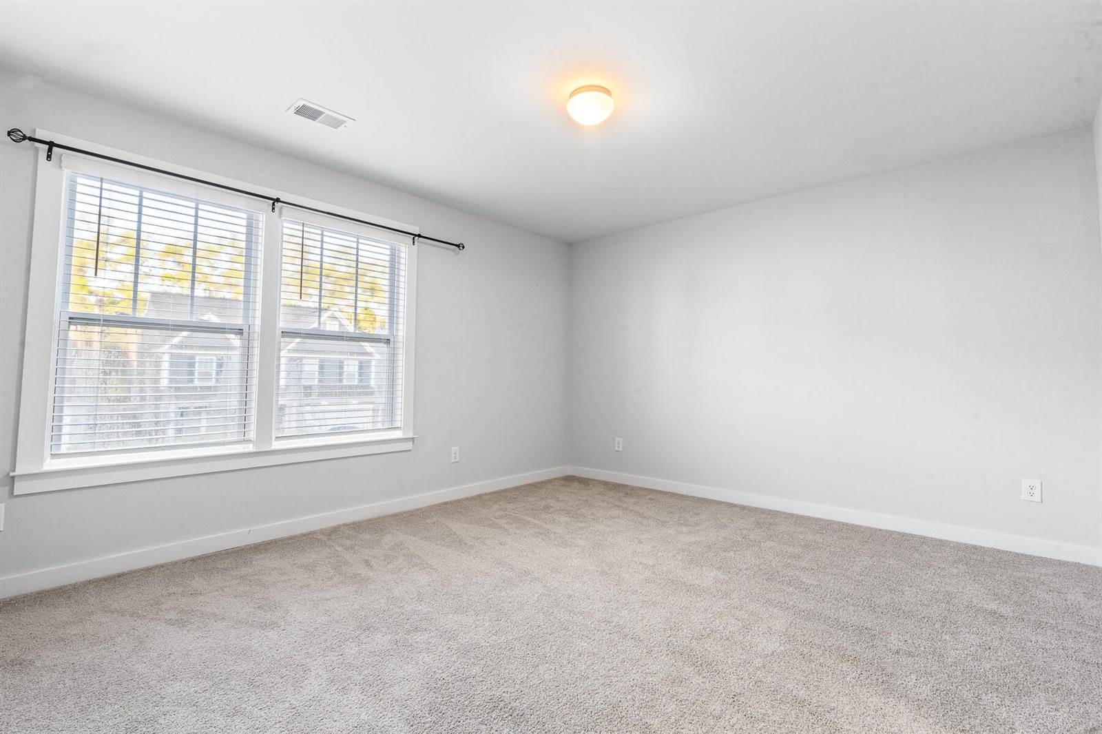 128 Surfbird Road, Summerville, SC 29485