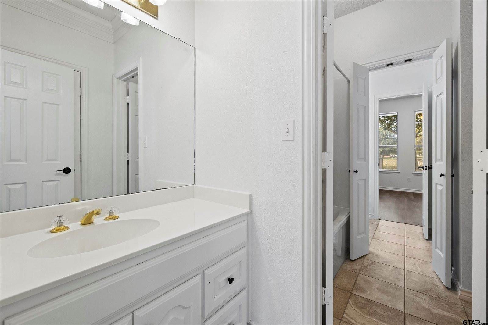 108 Saint Andrews Circle, Hideaway, TX 75771