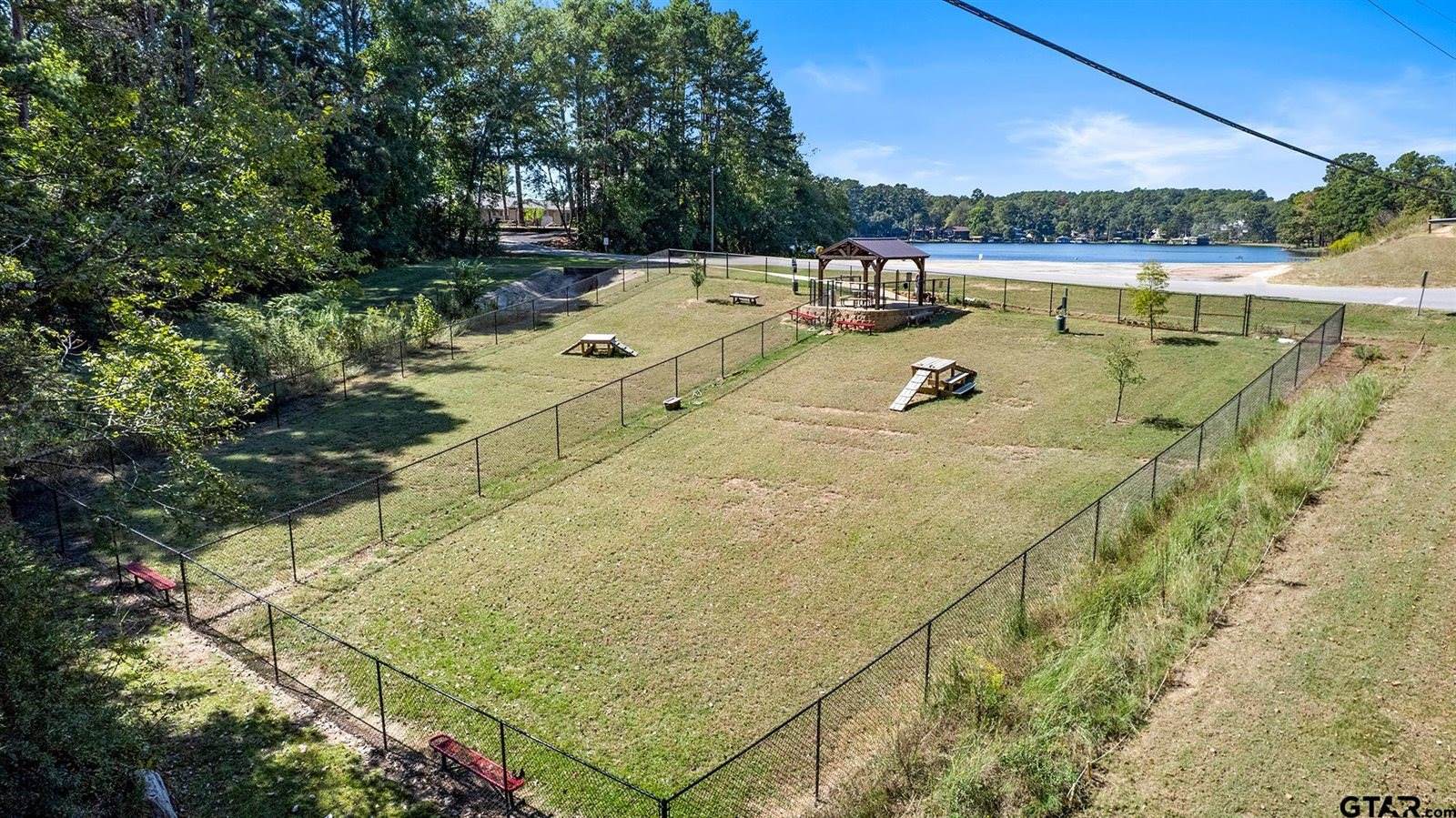 108 Saint Andrews Circle, Hideaway, TX 75771