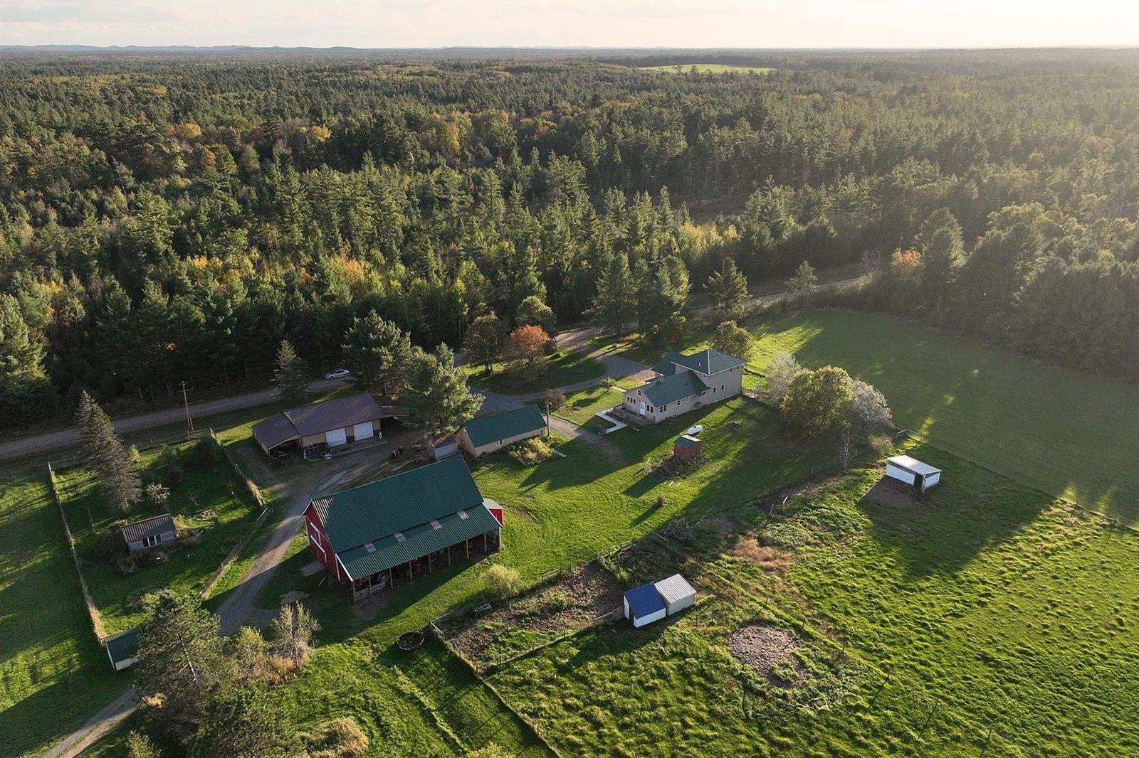 W4662 Anderson Road, Neillsville, WI 54456