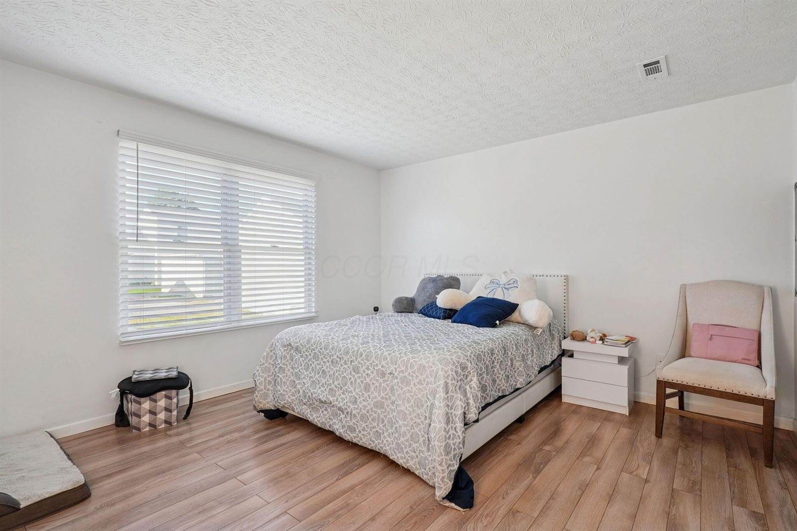 3741 Bill Of Rights Square, Columbus, OH 43207