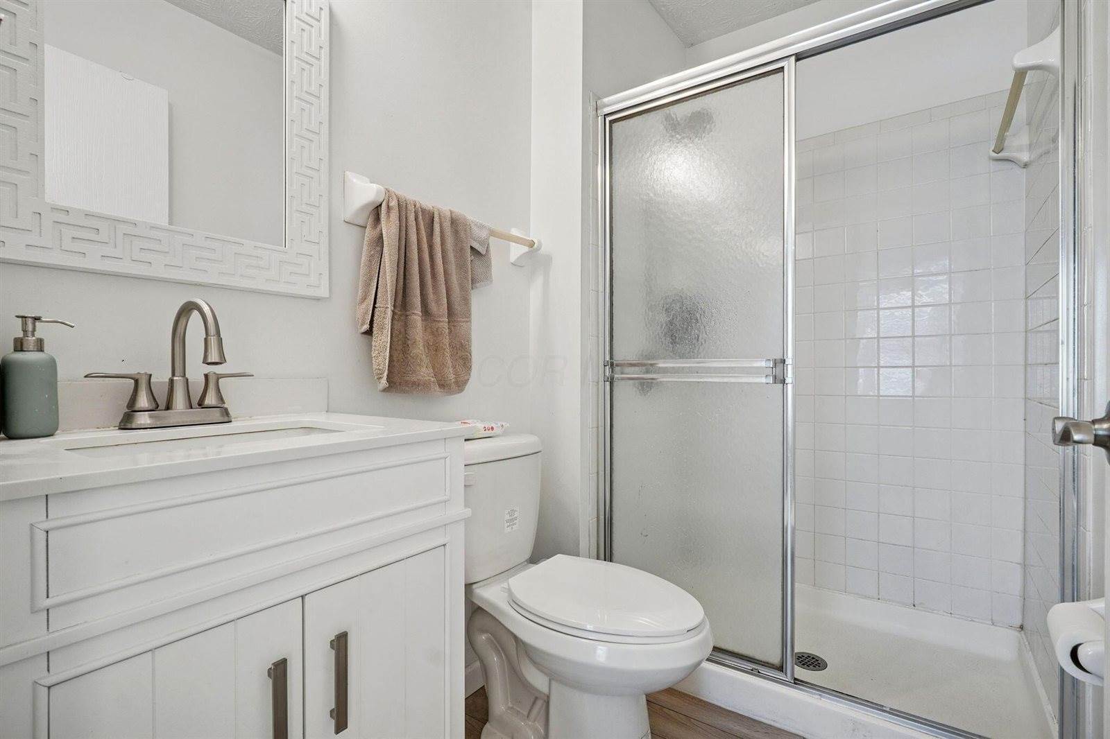 3741 Bill Of Rights Square, Columbus, OH 43207