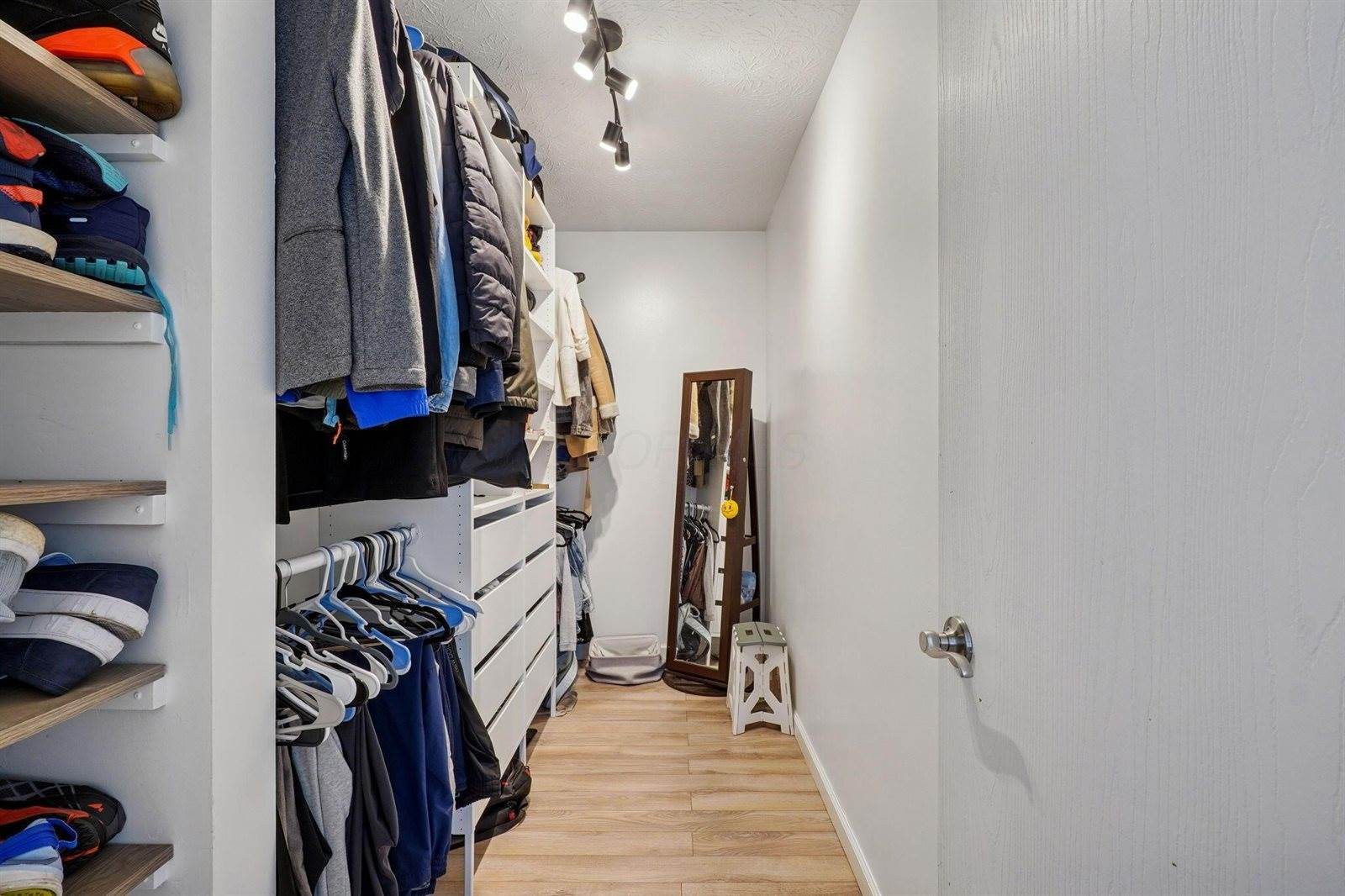 3741 Bill Of Rights Square, Columbus, OH 43207