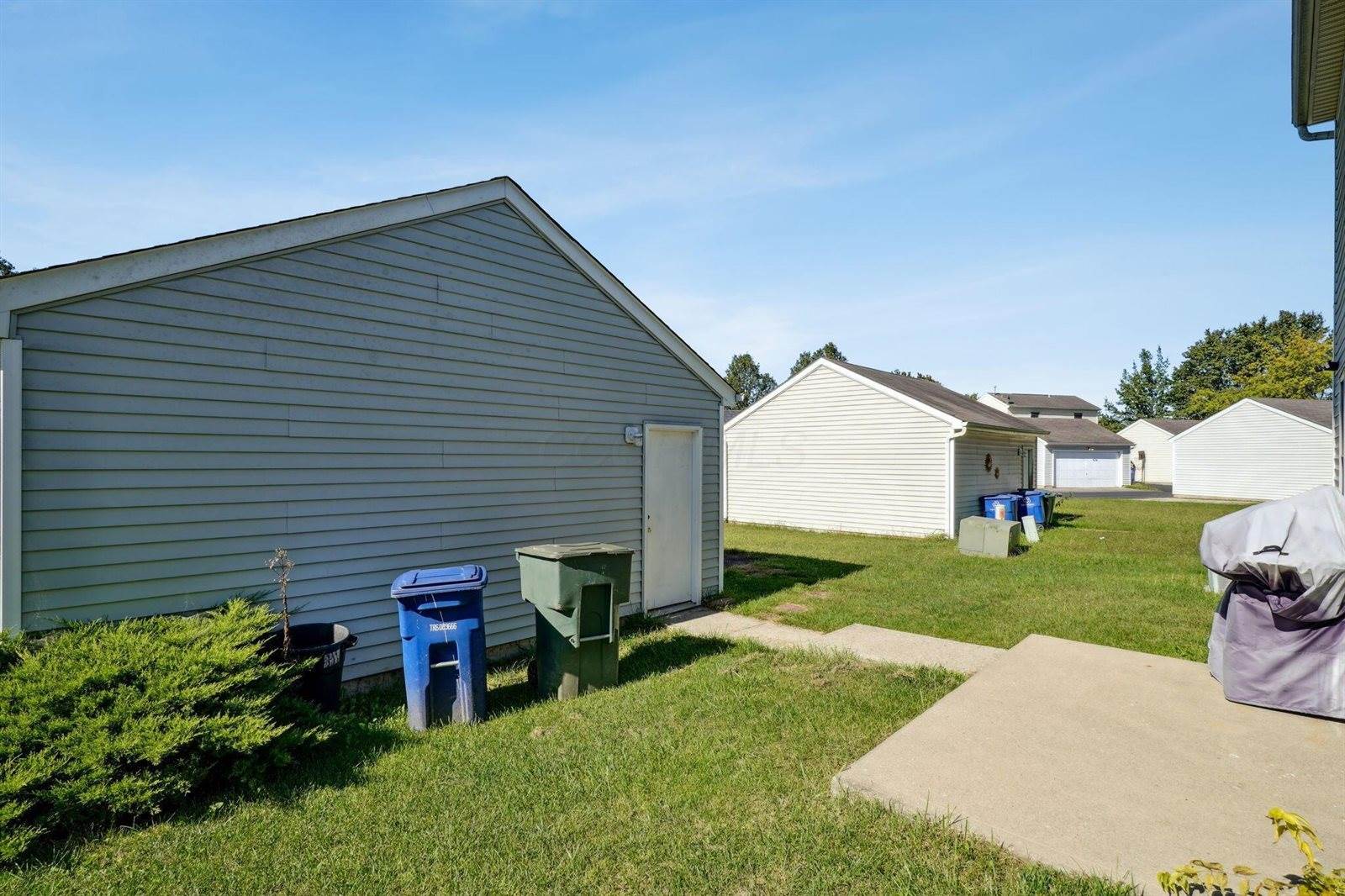 3741 Bill Of Rights Square, Columbus, OH 43207