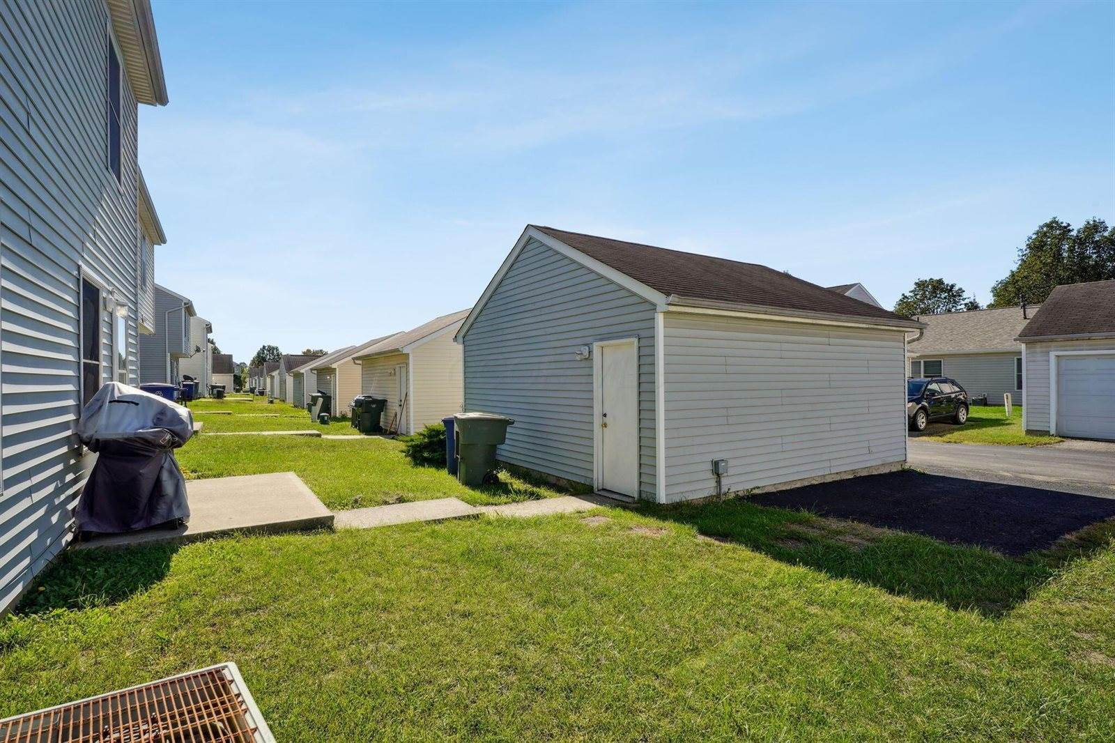 3741 Bill Of Rights Square, Columbus, OH 43207