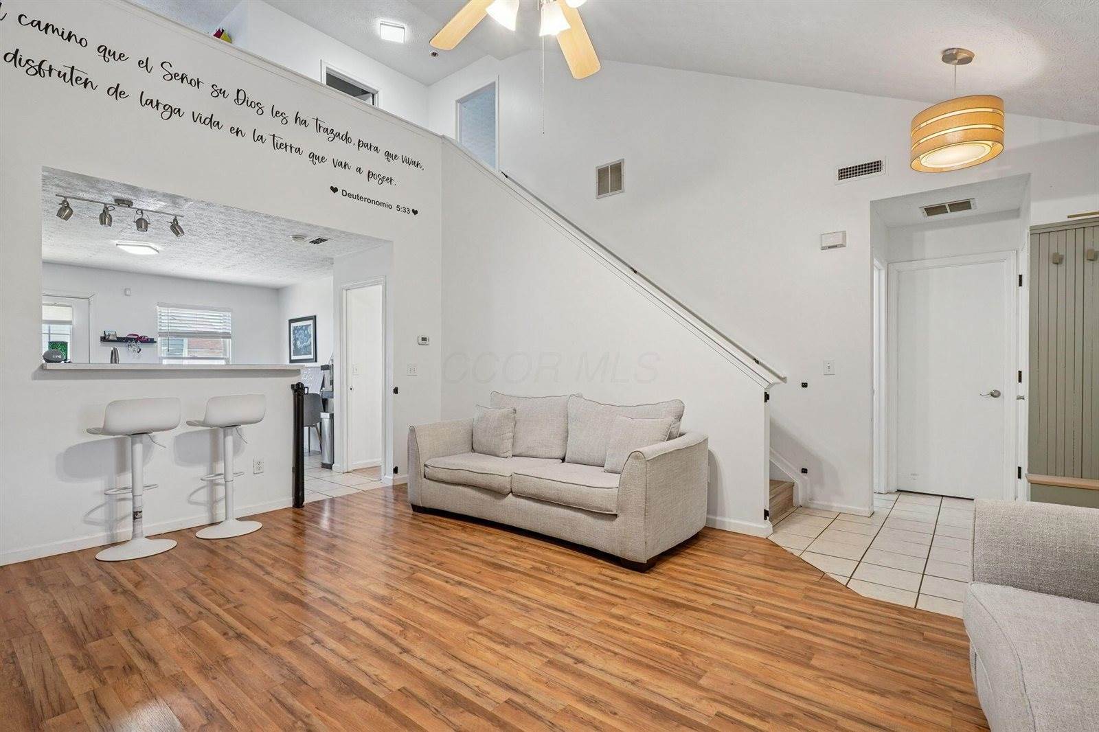 3741 Bill Of Rights Square, Columbus, OH 43207