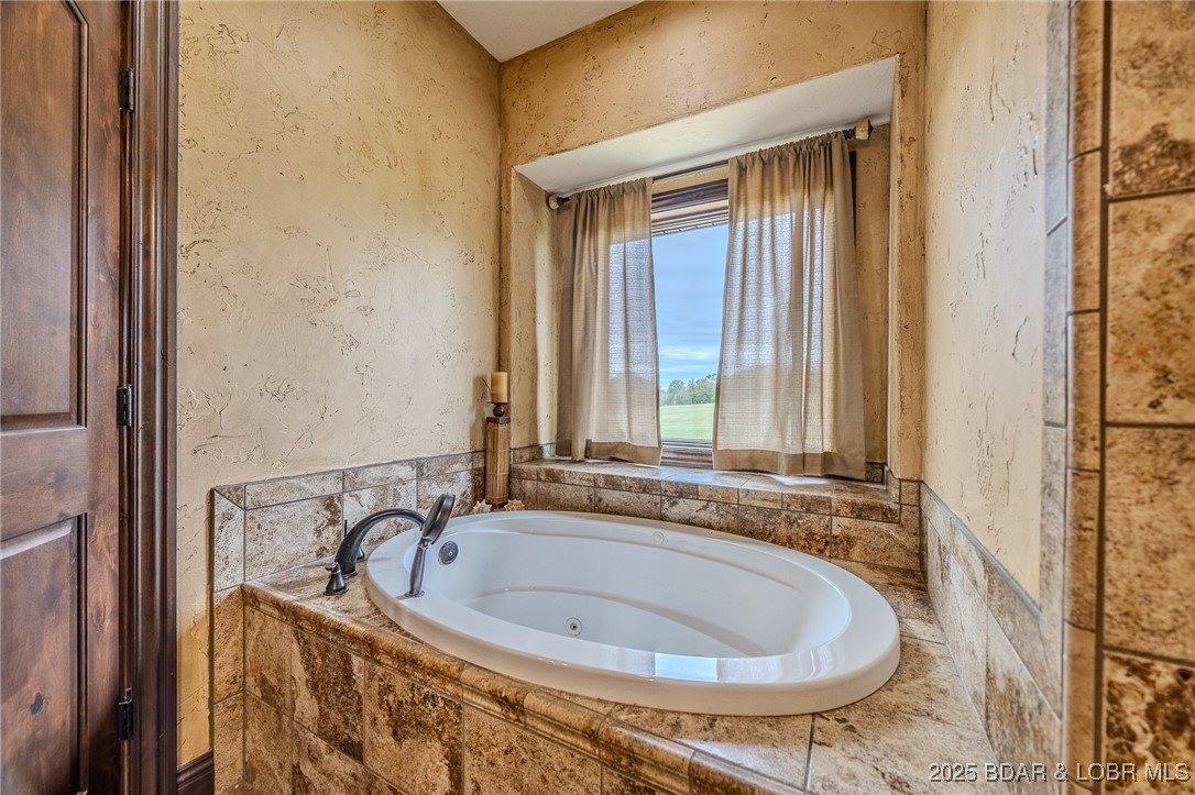 50 Go Ye Ranch Road, Brumley, MO 65017