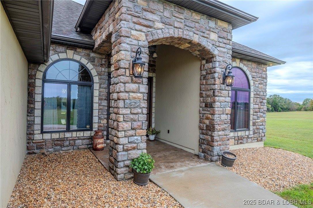 50 Go Ye Ranch Road, Brumley, MO 65017